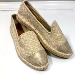 Universal Thread slip on loafers